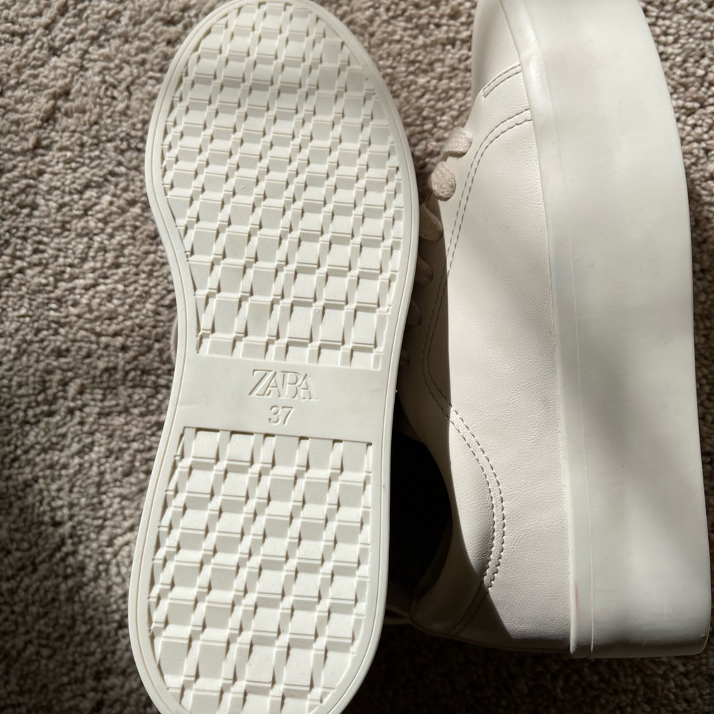 NEW off-white ZARA sneakers